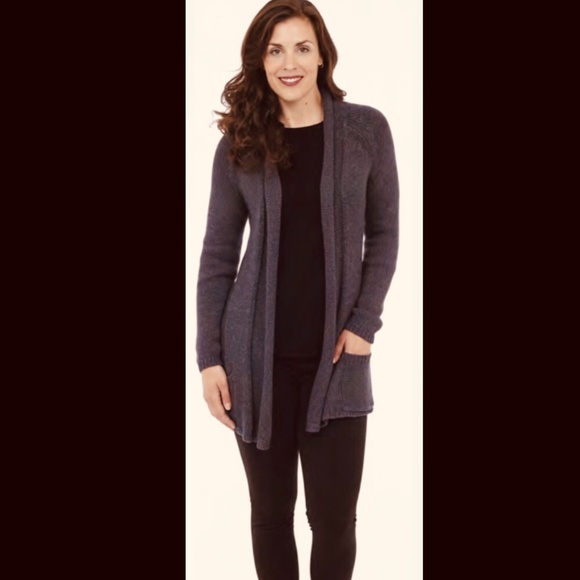 🌟 Cardigan With Embroidered Back - Picture 1 of 6